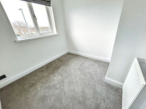 Bedroom- click for photo gallery